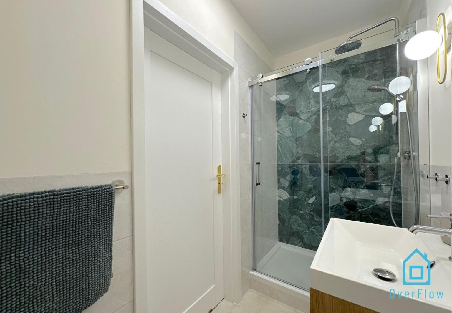 Apartmán Seredino Blue Apartment- Modern Comfort In A Quiet Location, 5 Minutes To Old Town & Seaside