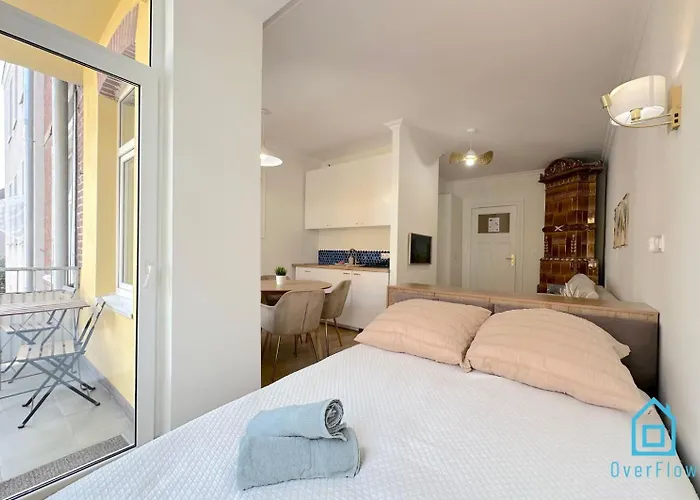 Seredino Blue Apartment- Modern Comfort In A Quiet Location, 5 Minutes To Gdansk Old Town & Seaside